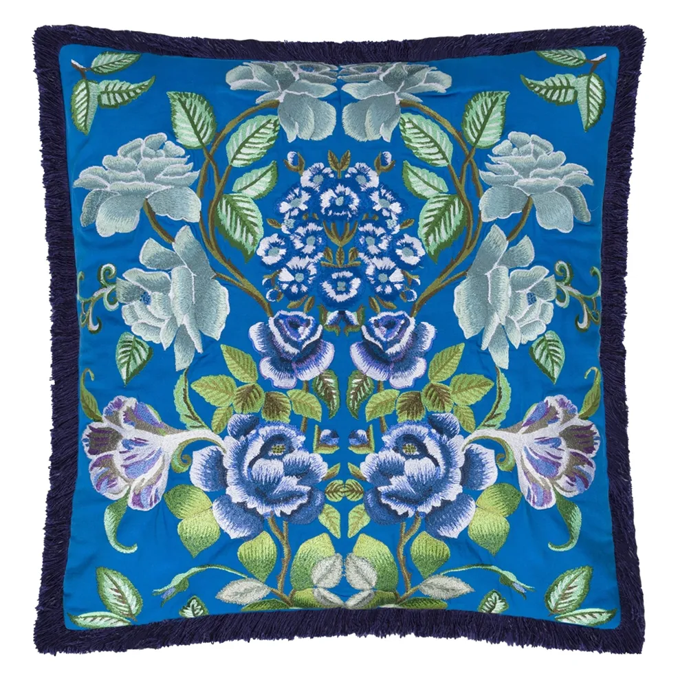 Eleonora Embroidered