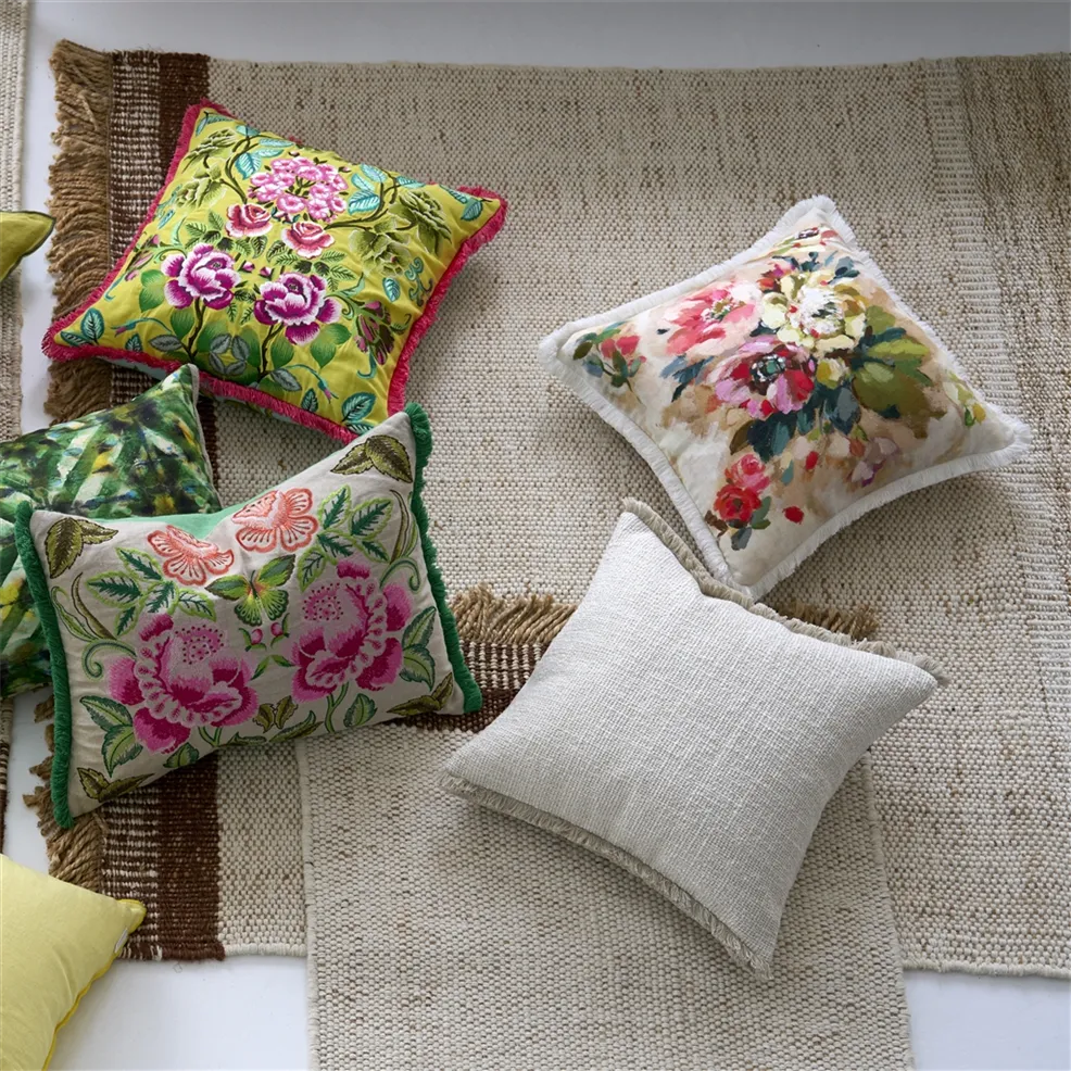 Eleonora Embroidered