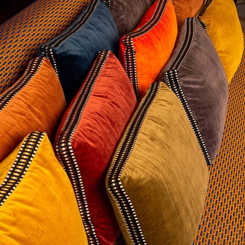 Athena velvet Cushion