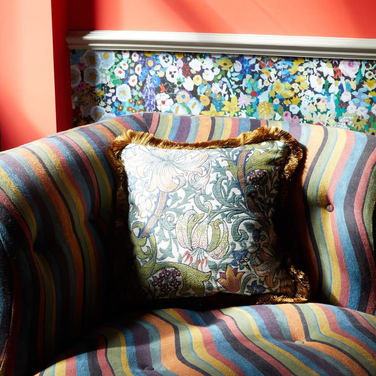 Golden Lily Jacquard (Medium)