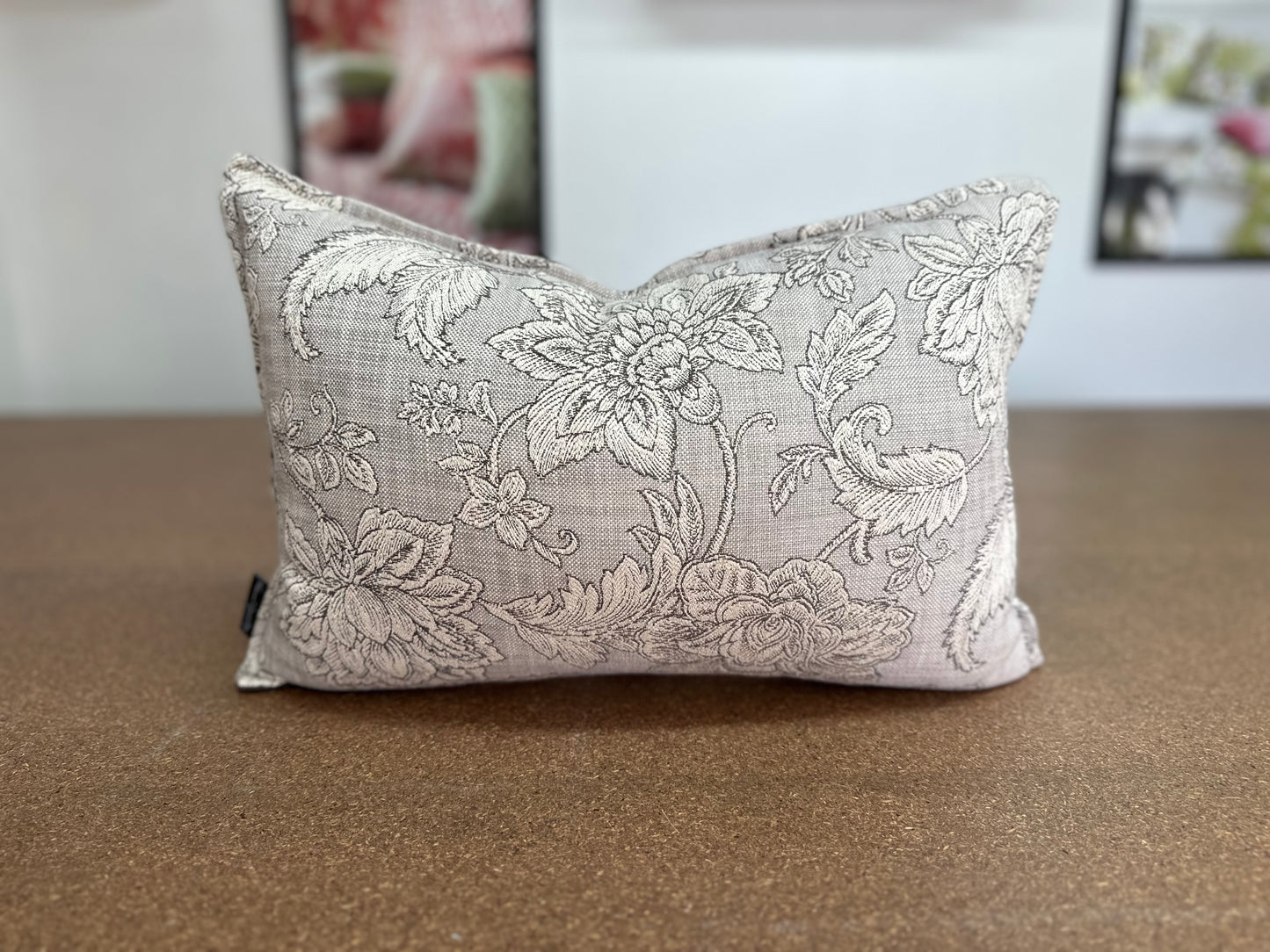 Pivoine Lumbar Cushion