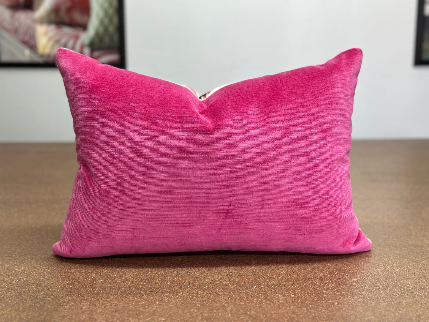 GARDENIA velvet Lumbar Cushion