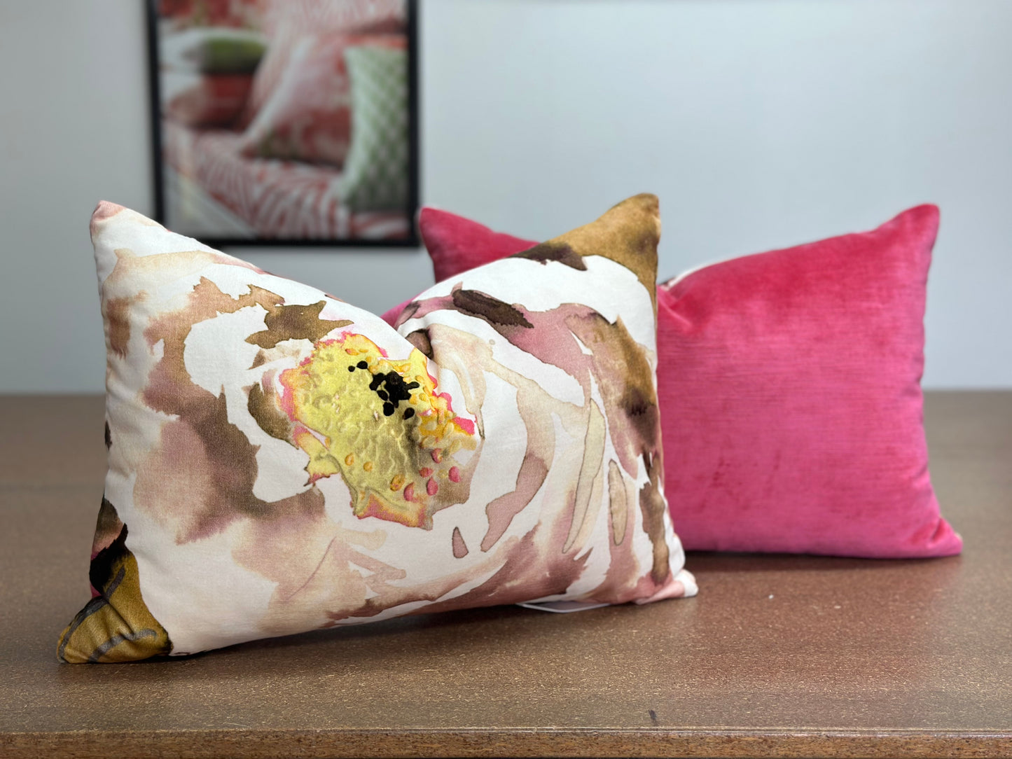 GARDENIA velvet Lumbar Cushion