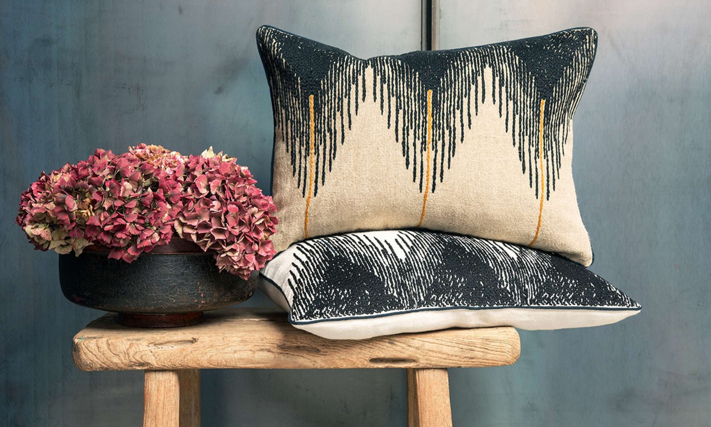 Josephine | Linen-Blend Cushion with Piped Edges