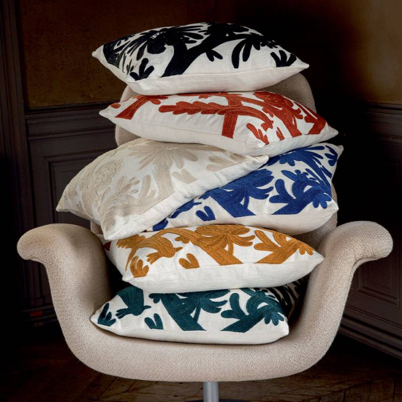 Paradis Embroidered Cushion