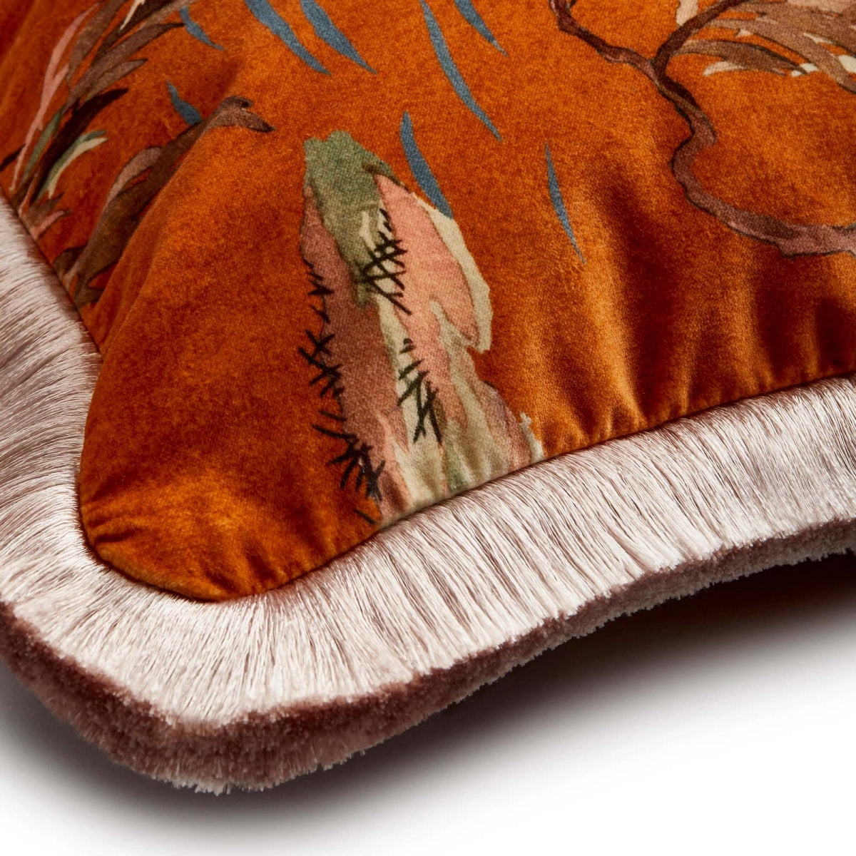 Zeus Fringed Velvet (Medium)