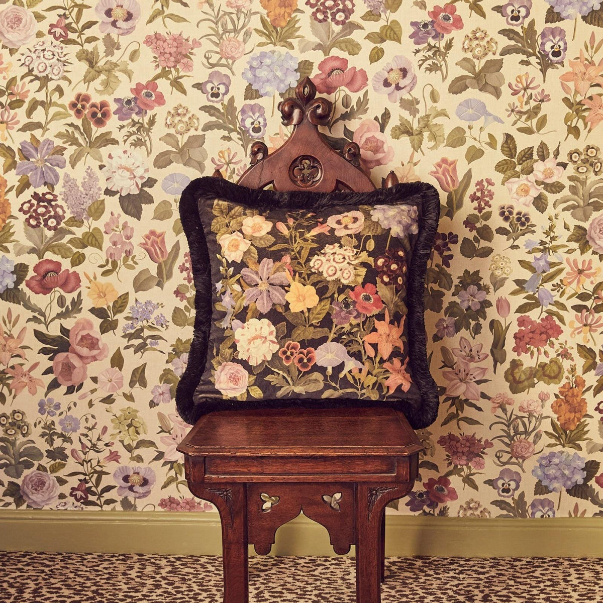 Floralia Fringed Velvet (Medium)