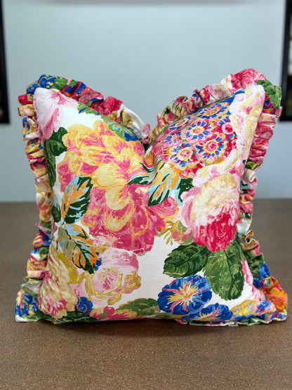 "VERY ROSE AND PEONY" Cushion