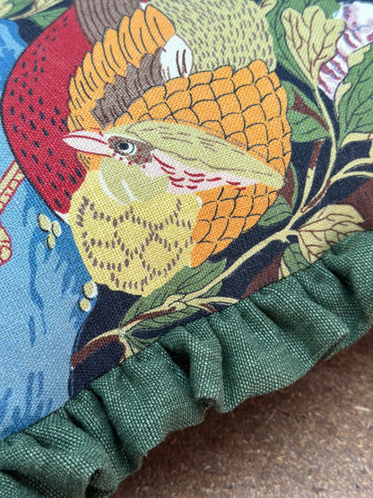 "Rockbird" Cushion