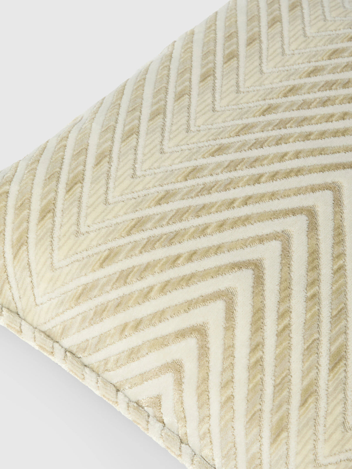 Ziggy viscose blend zigzag Cushion