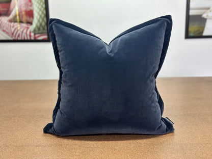 SOPHY Linen Cushion