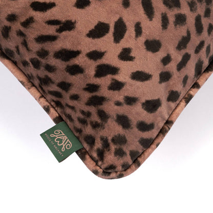 SAVANNA Velvet Piped